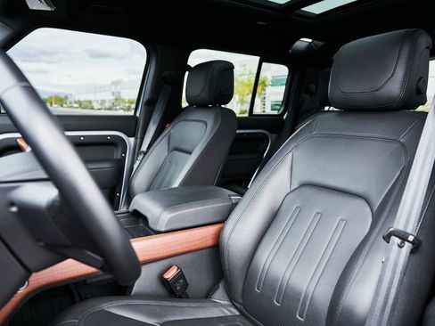Used 2023 Land Rover Defender 110 X AWD/4WD image 50
