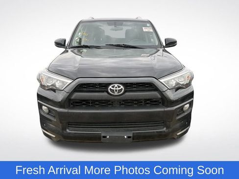 Used 2016 Toyota 4Runner Limited image 4