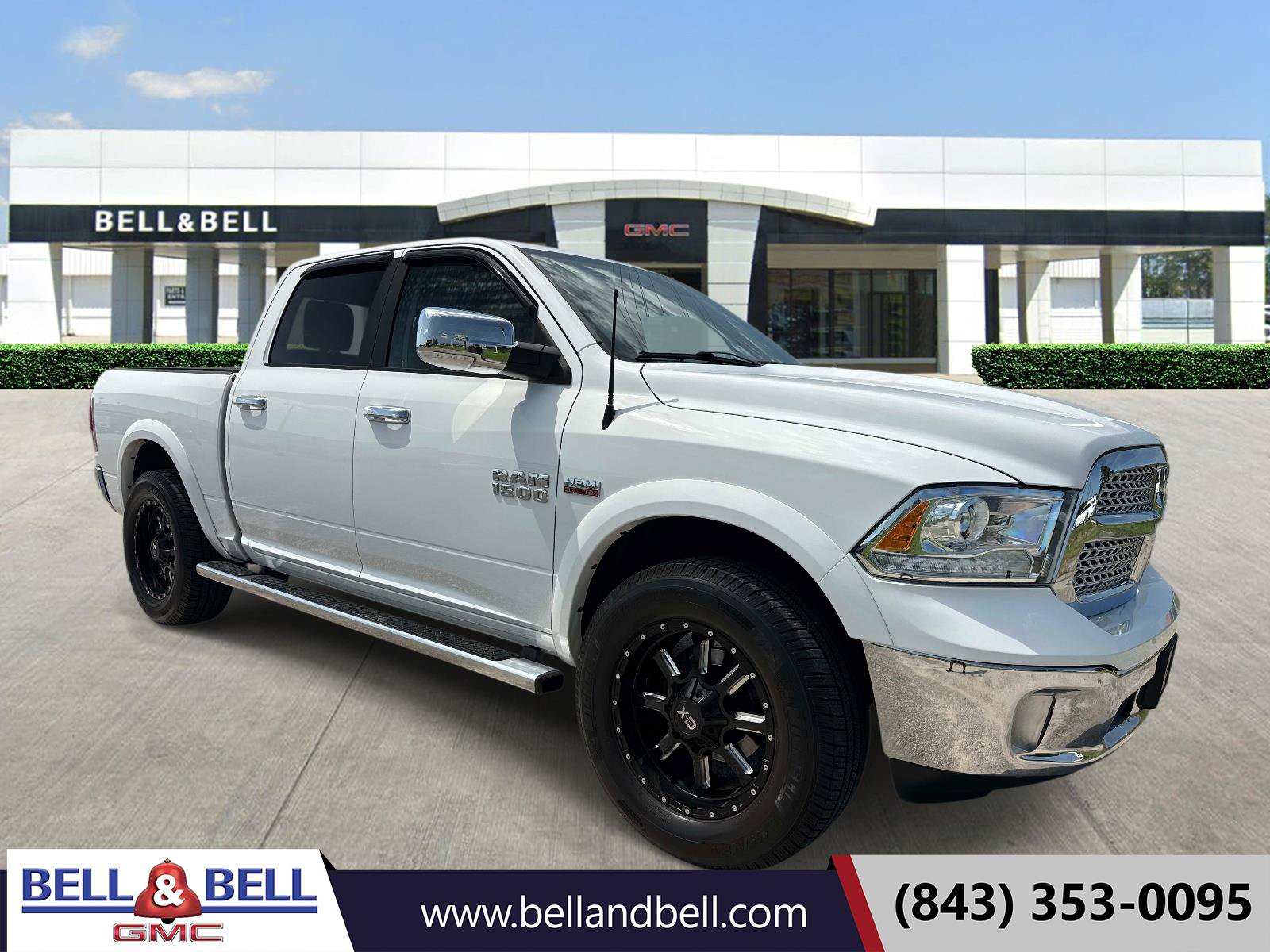 Used 2017 RAM 1500 Laramie w/ Convenience Group AWD/4WD image 1