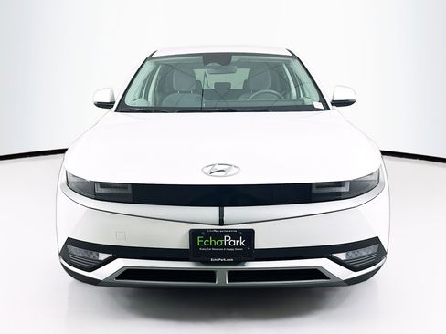 Used 2024 Hyundai Ioniq 5 SE RWD image 2