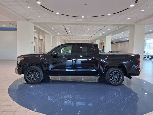 Used 2024 Toyota Tundra Platinum image 7