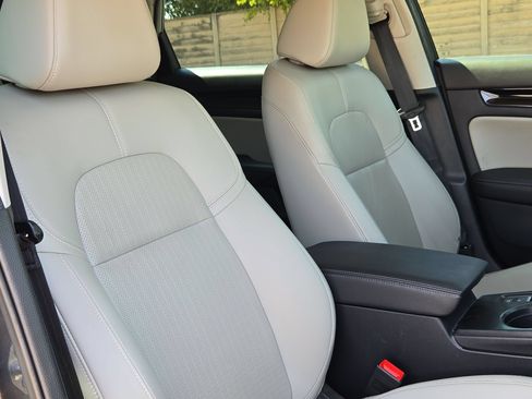 Certified 2024 Honda Civic EX-L image 29