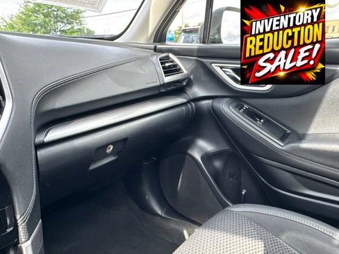 Used 2021 Subaru Forester Premium AWD/4WD image 16