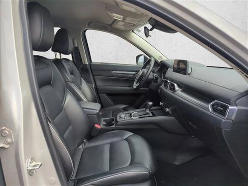 Used 2024 MAZDA CX-5 AWD 2.5 S w/ Select Package image 17