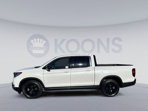 Used 2024 Honda Ridgeline Black Edition image 2