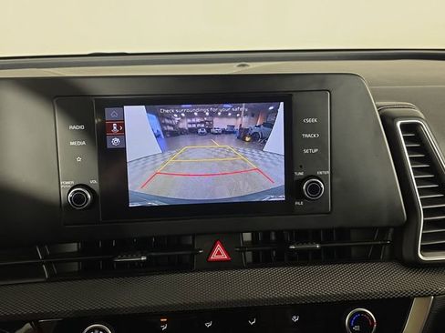 Used 2023 Kia Sportage LX image 23