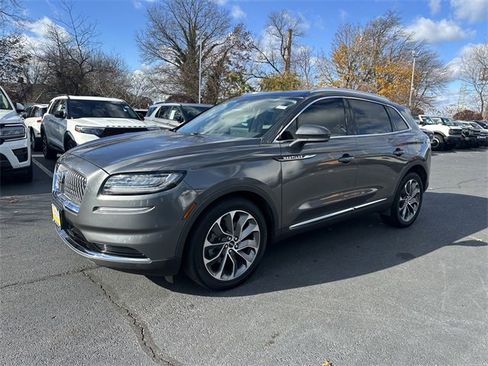 Certified 2022 Lincoln Nautilus Reserve image 9