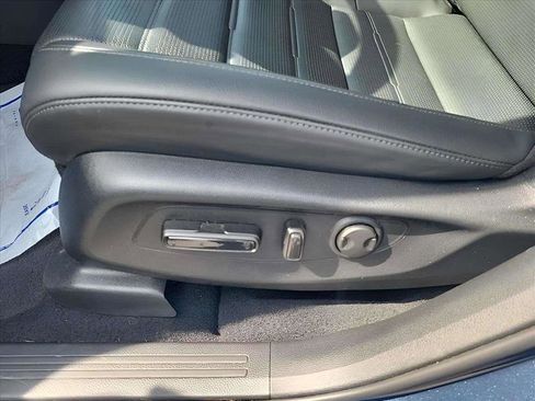 Used 2024 Honda CR-V EX-L image 16