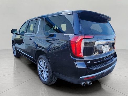Used 2021 GMC Yukon XL Denali w/ Denali Premium Package image 14