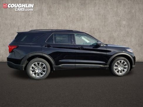New 2026 Ford Explorer Active w/ Active Comfort Package image 11