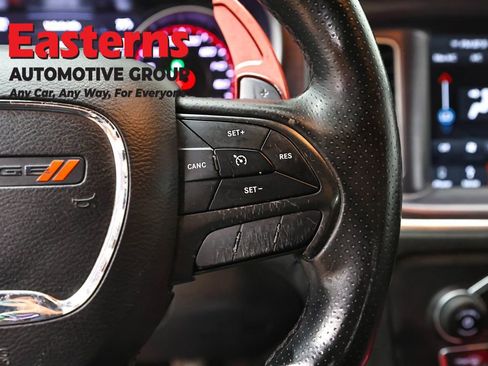 Used 2018 Dodge Charger R/T Scat Pack RWD image 15