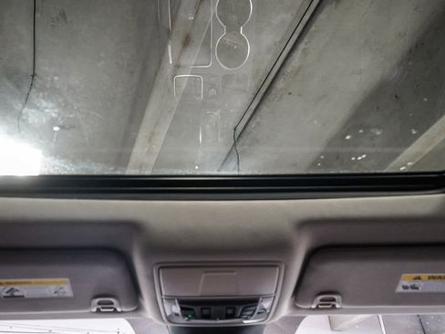 Certified 2022 Acura MDX FWD w/ Technology Package image 18