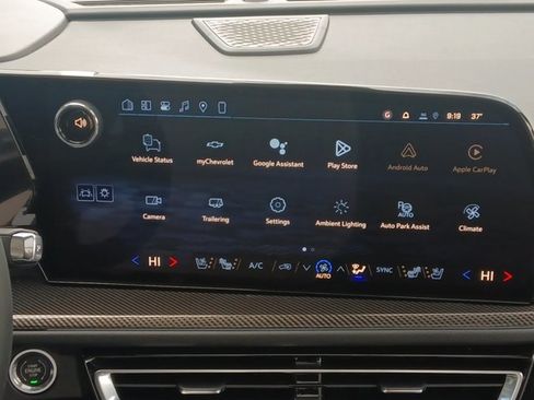 New 2026 Chevrolet Traverse High Country w/ LPO, Floor Liner Package AWD/4WD image 12