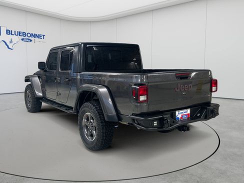 Used 2022 Jeep Gladiator Rubicon w/ Cold Weather Group AWD/4WD image 7
