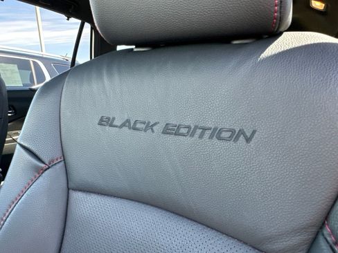 Used 2021 Honda Pilot Black Edition image 12