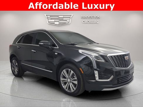 Used 2025 Cadillac XT5 Premium Luxury image 1