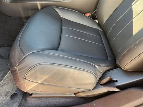 New 2025 Land Rover Range Rover Sport image 17