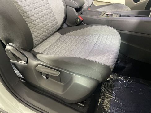 New 2026 Volkswagen Tiguan S image 23