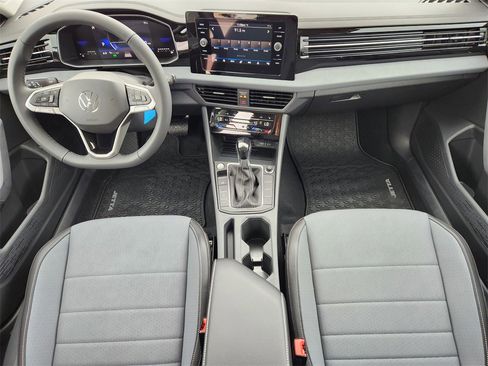 New 2026 Volkswagen Jetta SE image 19