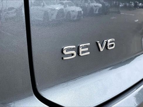 Used 2023 Volkswagen Atlas Cross Sport SE FWD image 9