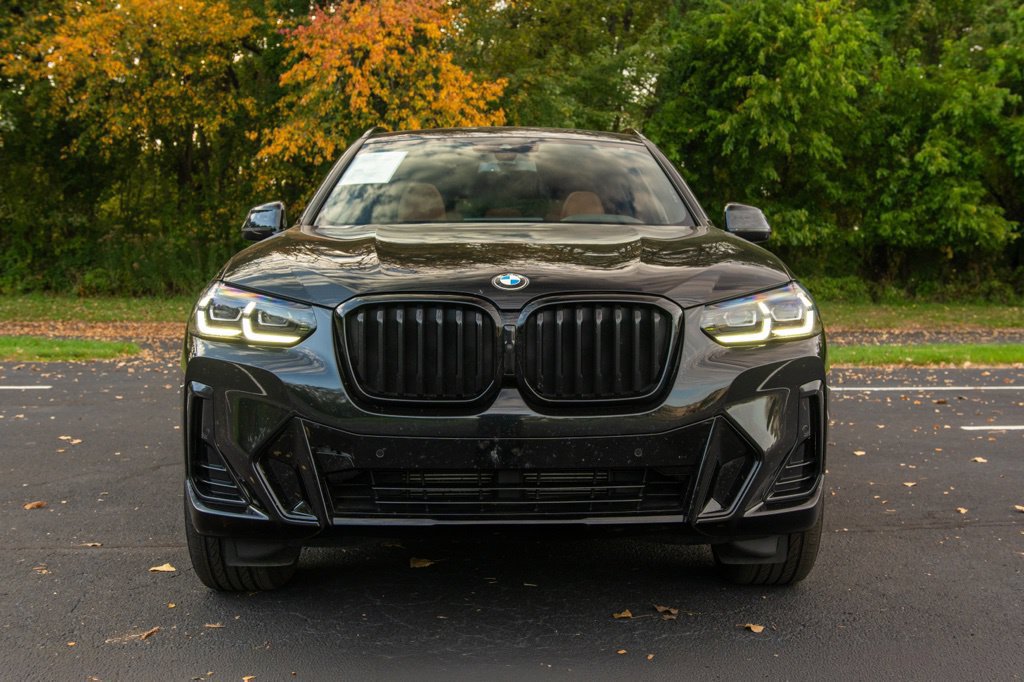 Certified 2024 BMW X3 xDrive30i w/ Premium Package AWD/4WD image 2
