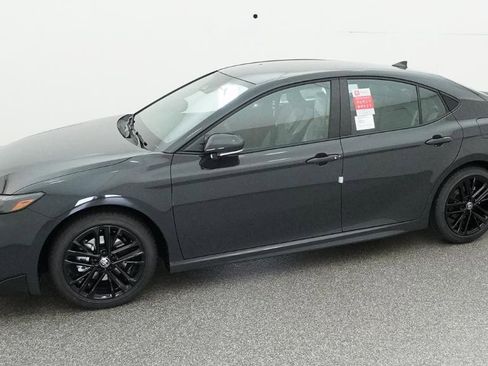 New 2026 Toyota Camry SE FWD image 19