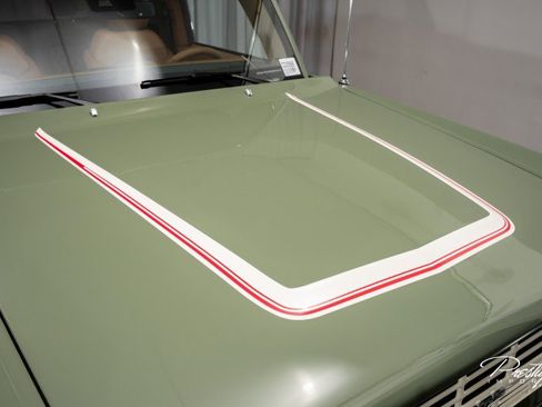 Used 2025 Ford Bronco Badlands image 4