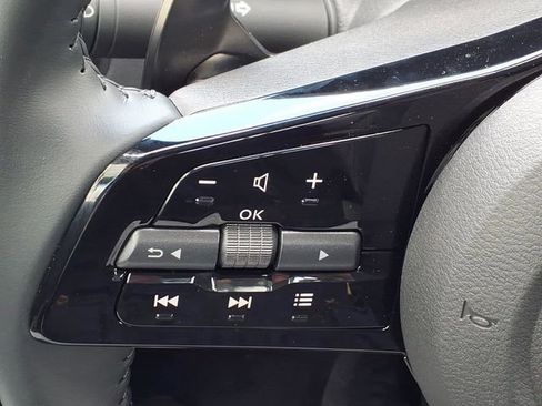 Used 2023 Nissan Z w/ Floor Mat Package (L93) RWD image 35