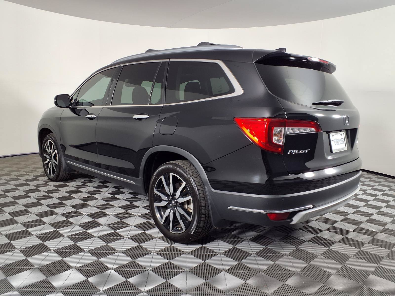 Used 2022 Honda Pilot Touring image 6