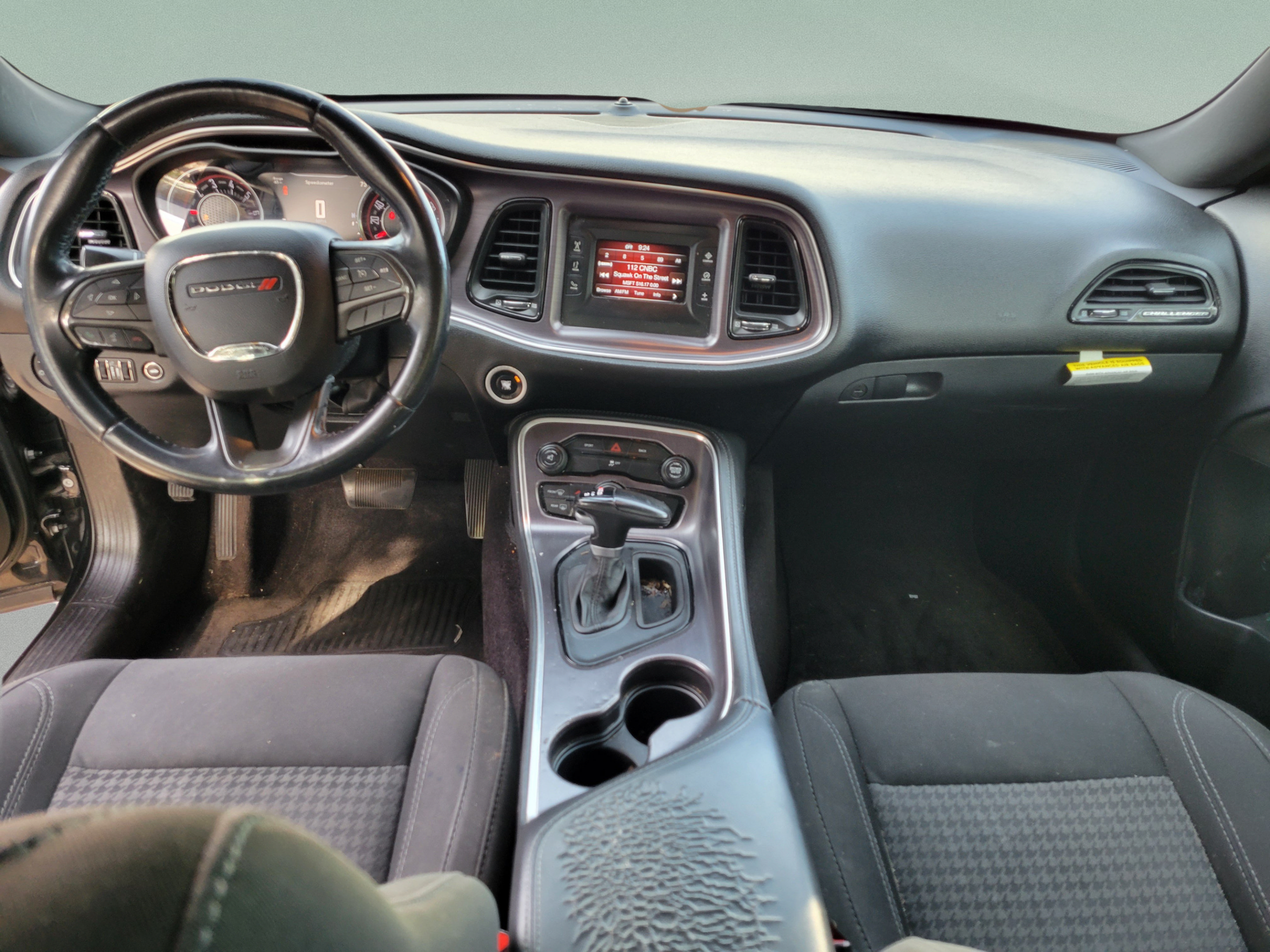 Used 2016 Dodge Challenger SXT RWD image 8