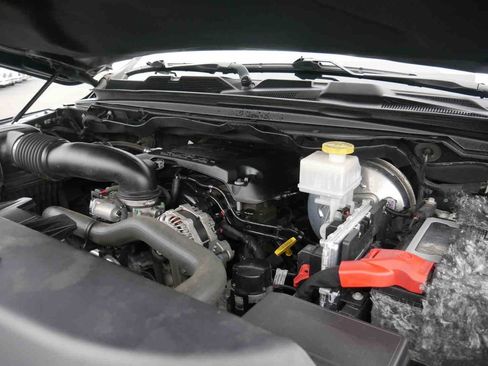 Used 2020 RAM 1500 Laramie image 11