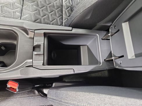 New 2026 Nissan Kicks SV image 25