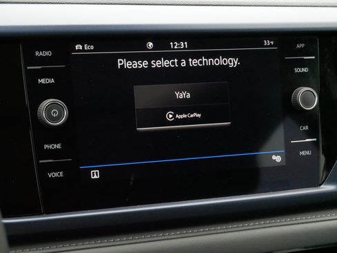 Used 2024 Volkswagen Taos SE w/ Panoramic Sunroof Package image 22