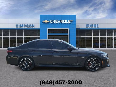 Used 2023 BMW 530e w/ M Sport Package RWD image 9
