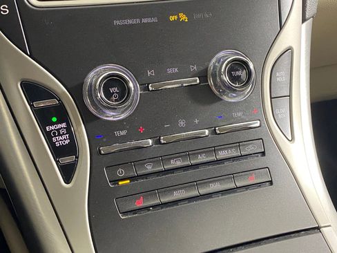 Used 2020 Lincoln Nautilus Premier w/ Equipment Group 101A image 26