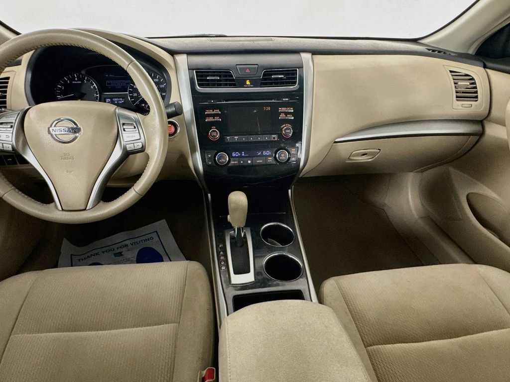 Used 2013 Nissan Altima 2.5 SV FWD image 25