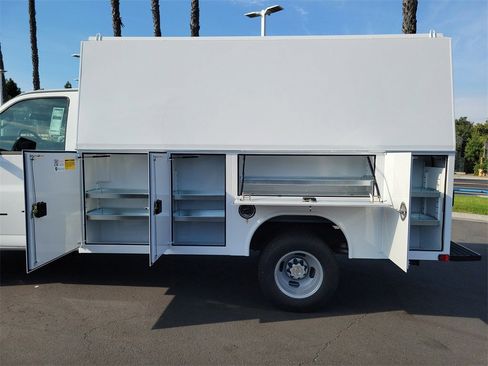 New 2025 Chevrolet Express 3500 Work Van w/ Power Convenience Package image 22