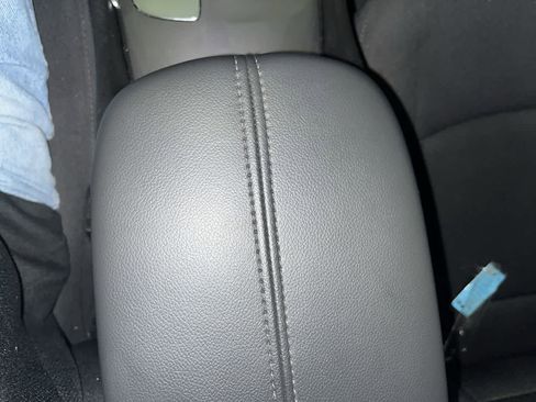 Used 2022 Chevrolet Malibu LT image 22