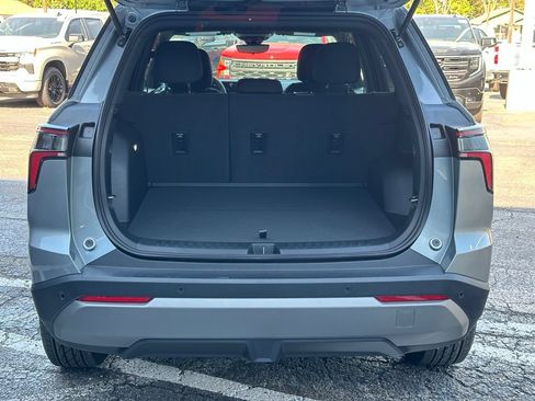 New 2027 Chevrolet Equinox LT w/ Safety and Technology Package FWD image 8