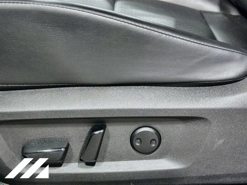 Used 2025 Nissan Rogue SV w/ SV Premium Package AWD/4WD image 20