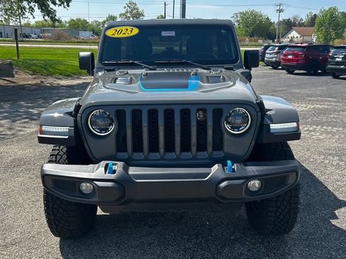 Used 2023 Jeep Wrangler Unlimited Rubicon 4xe w/ Cold Weather Group AWD/4WD image 2