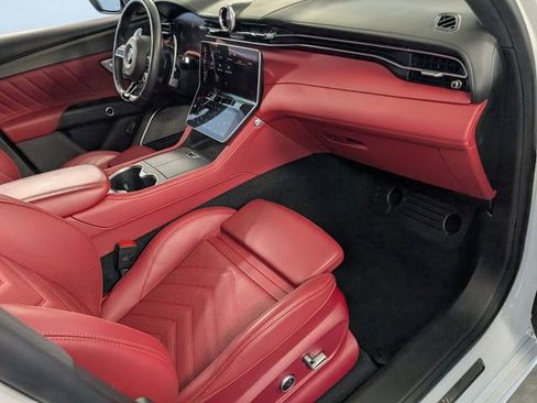 Used 2023 Maserati Grecale Modena image 16