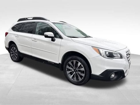 Used 2017 Subaru Outback 3.6R Limited image 1