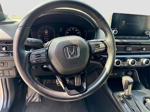 Used 2024 Honda Civic Sport image 11