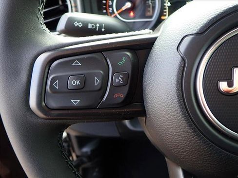 New 2026 Jeep Gladiator Mojave AWD/4WD image 13