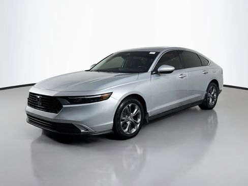 Used 2024 Honda Accord EX image 4