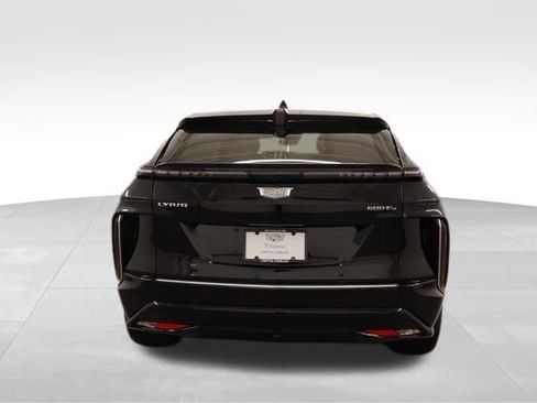 New 2026 Cadillac Lyriq Signature Luxury image 3