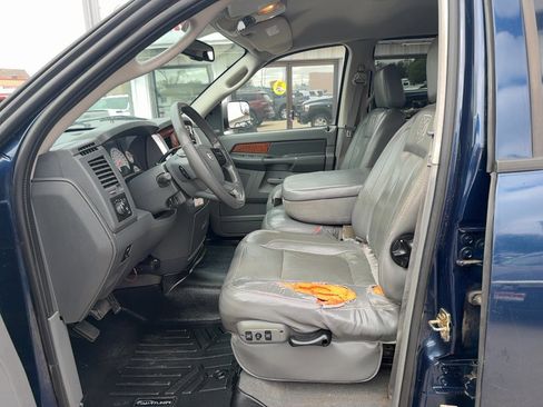 Used 2006 Dodge Ram 2500 Truck Laramie AWD/4WD image 12