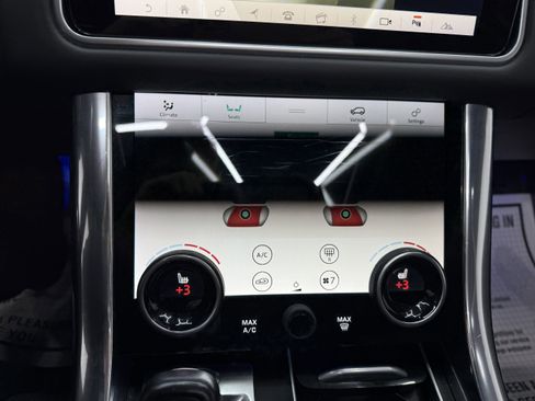 Used 2018 Land Rover Range Rover Sport HSE Dynamic image 21