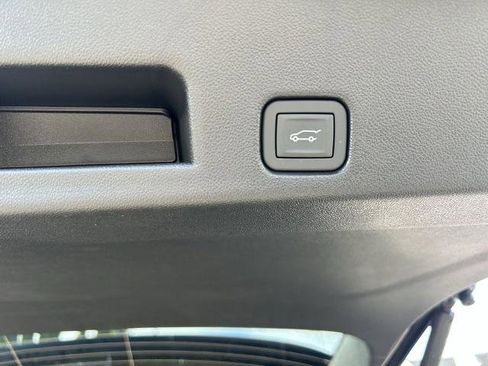 New 2026 GMC Acadia Elevation w/ Elevation Premium Package image 5